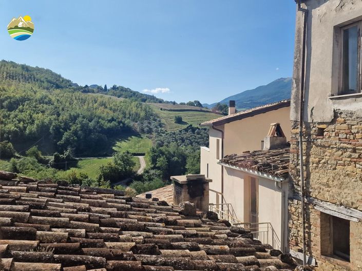 Image No.4-2 Bed Townhouse for sale