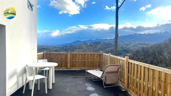 Image No.11-2 Bed Country House for sale