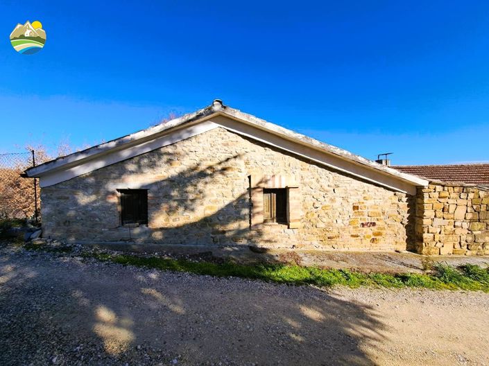 Image No.11-Maison de campagne de 7 chambres à vendre à Castiglione Messer Raimondo