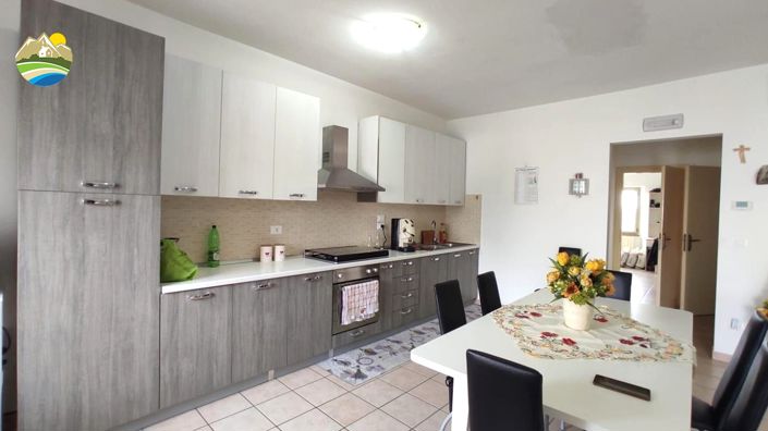 Image No.18-Maison de campagne de 7 chambres à vendre à Castiglione Messer Raimondo