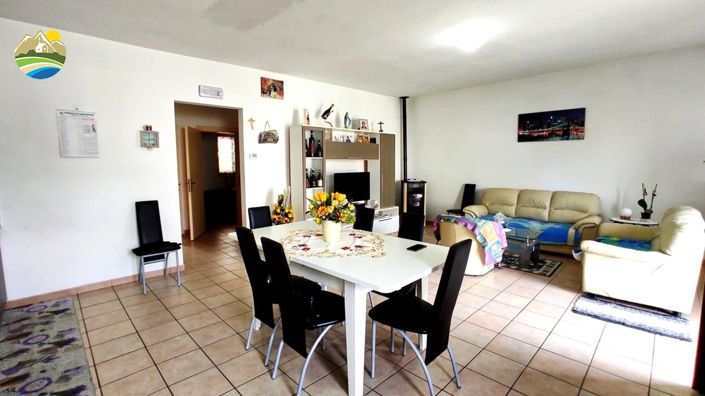 Image No.19-Maison de campagne de 7 chambres à vendre à Castiglione Messer Raimondo