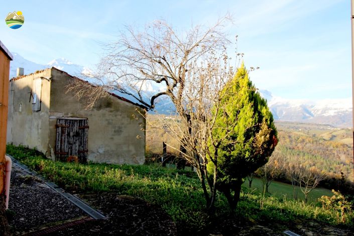 Image No.19-2 Bed Country House for sale