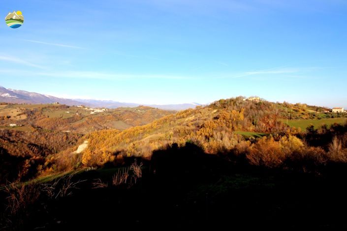 Image No.24-2 Bed Country House for sale