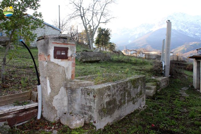 Image No.25-2 Bed Country House for sale