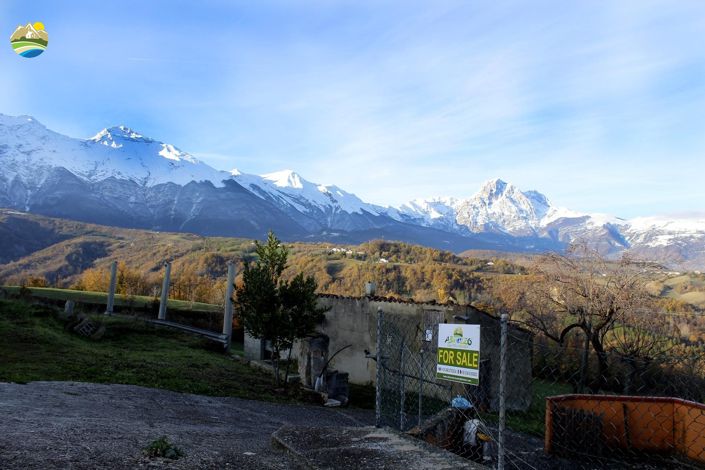 Image No.28-2 Bed Country House for sale