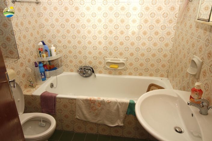 Image No.9-2 Bed Country House for sale