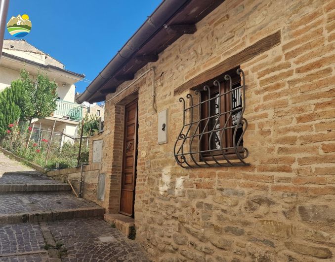 Image No.4-Maison de ville de 2 chambres à vendre à Arsita