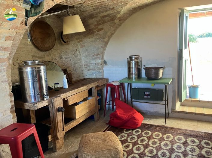 Image No.51-4 Bed Country House for sale