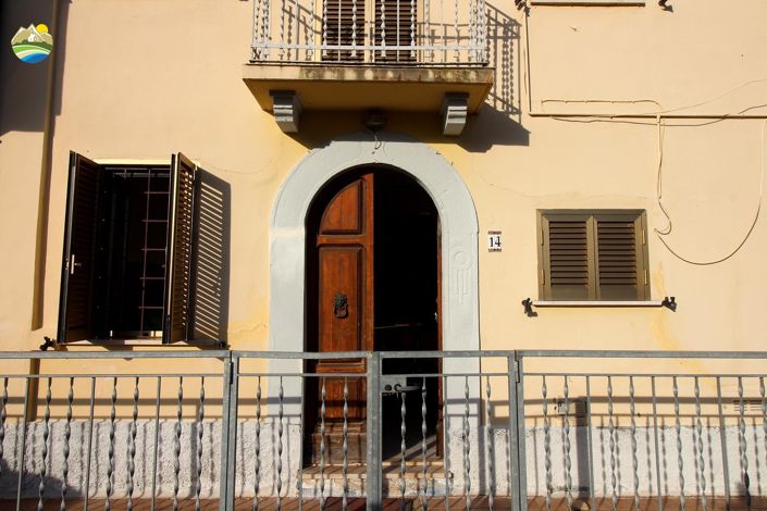 Image No.3-3 Bed Property for sale