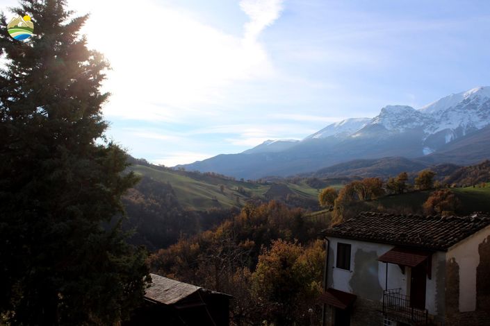 Image No.30-3 Bed Property for sale