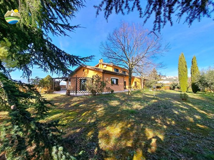 Image No.2-Villa de 4 chambres à vendre à Citta Sant'Angelo