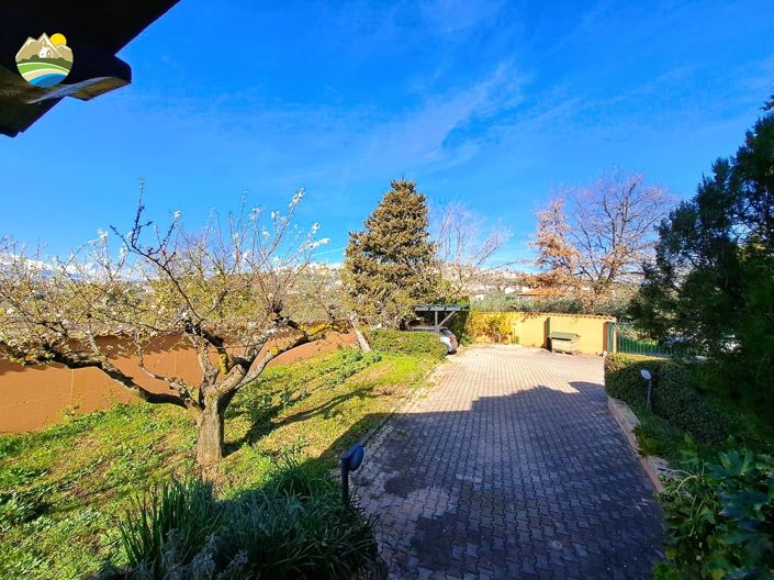 Image No.20-Villa de 4 chambres à vendre à Citta Sant'Angelo