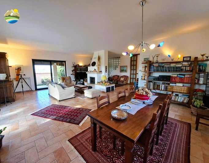 Image No.3-Villa de 4 chambres à vendre à Citta Sant'Angelo