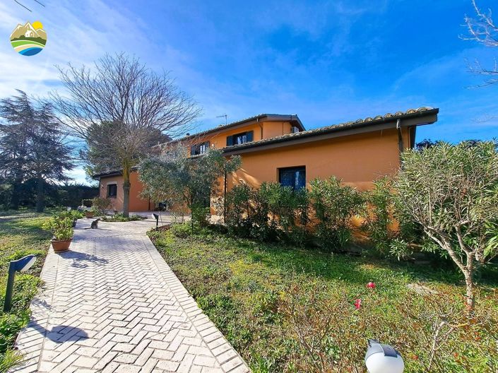 Image No.6-Villa de 4 chambres à vendre à Citta Sant'Angelo