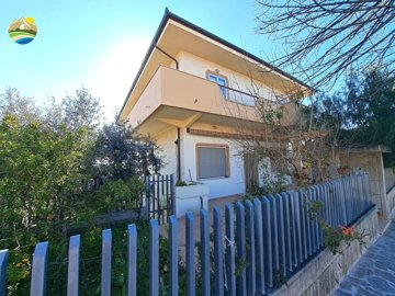 1 - Elice, Maison de ville