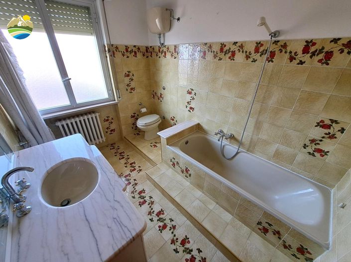 Image No.25-Maison de ville de 5 chambres à vendre à Elice