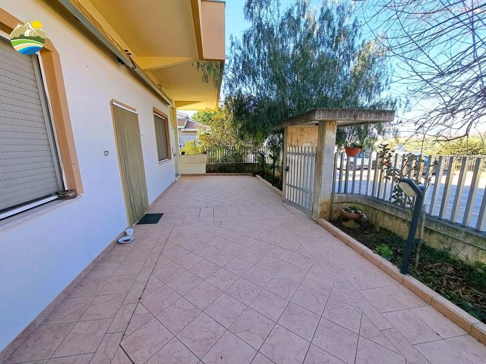 Image No.30-Maison de ville de 5 chambres à vendre à Elice