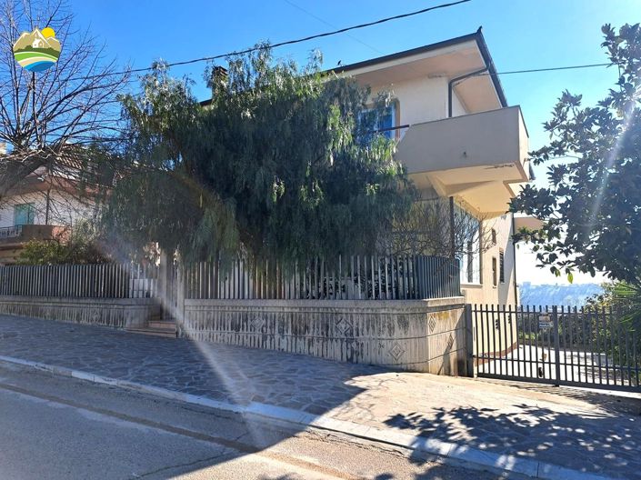 Image No.32-Maison de ville de 5 chambres à vendre à Elice