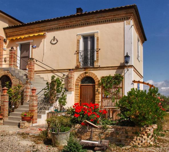 Image No.5-4 Bed Country House for sale