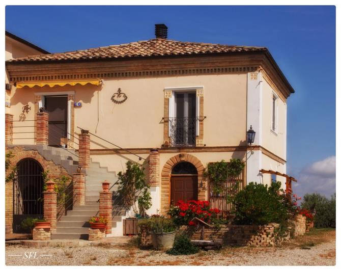 Image No.21-4 Bed Country House for sale
