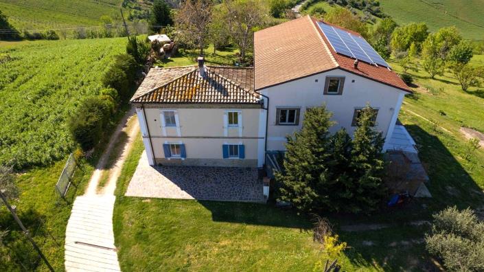 Image No.28-4 Bed Country House for sale