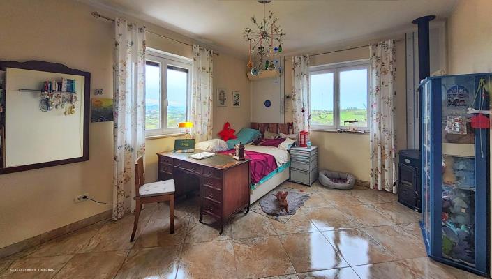 Image No.39-4 Bed Country House for sale