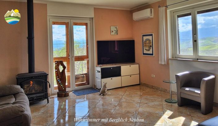 Image No.19-4 Bed Country House for sale