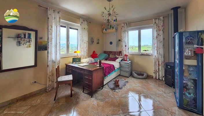 Image No.20-4 Bed Country House for sale