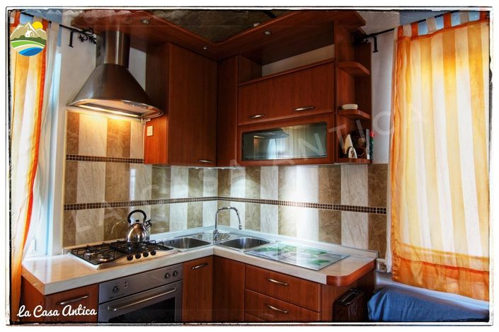 Image No.29-4 Bed Country House for sale