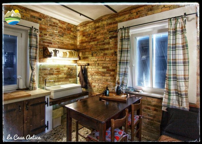 Image No.3-4 Bed Country House for sale