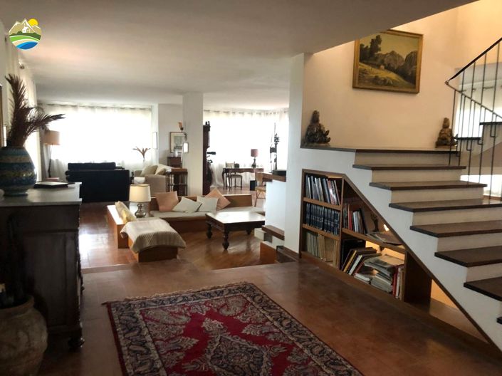 Image No.26-6 Bed Villa for sale