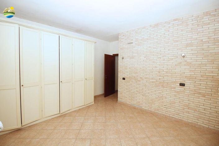 Image No.18-Maison de campagne de 4 chambres à vendre à Montefino