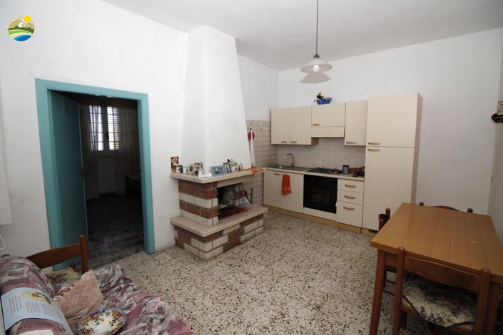 Image No.24-Maison de campagne de 4 chambres à vendre à Montefino