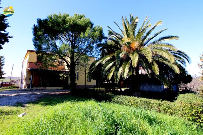 Image No.34-Maison de campagne de 4 chambres à vendre à Montefino