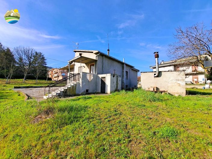 Image No.3-3 Bed Property for sale