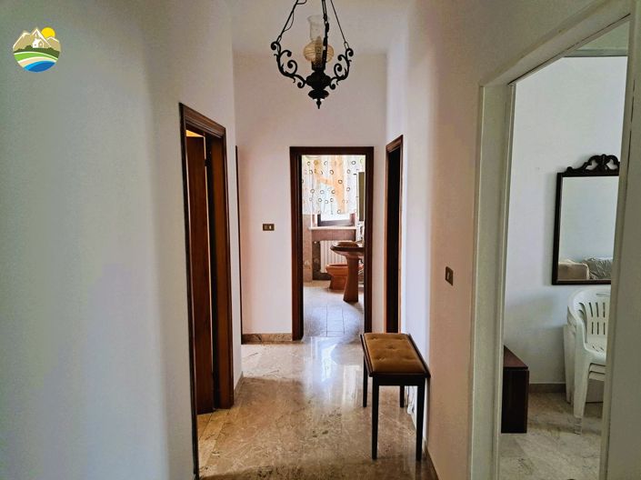 Image No.20-5 Bed Villa for sale