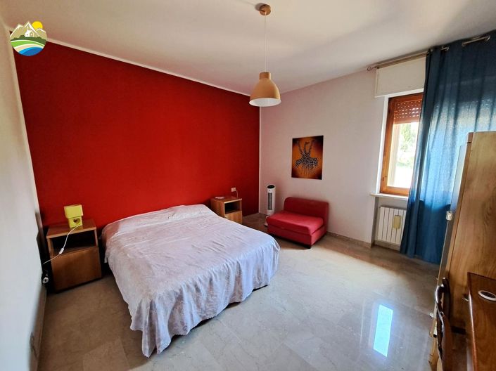 Image No.23-5 Bed Villa for sale