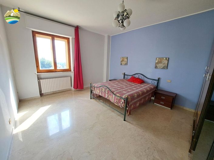 Image No.24-5 Bed Villa for sale