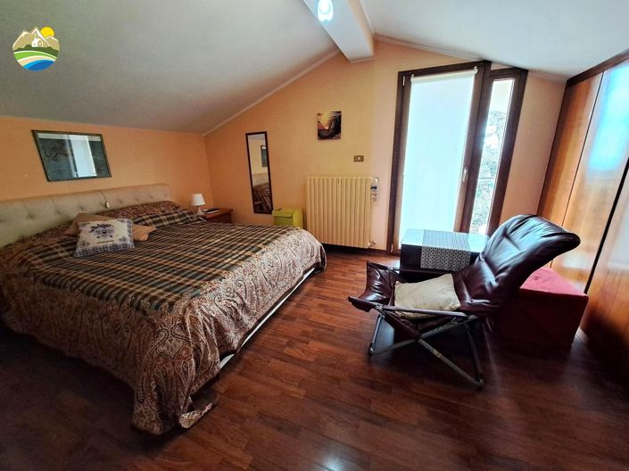 Image No.33-5 Bed Villa for sale