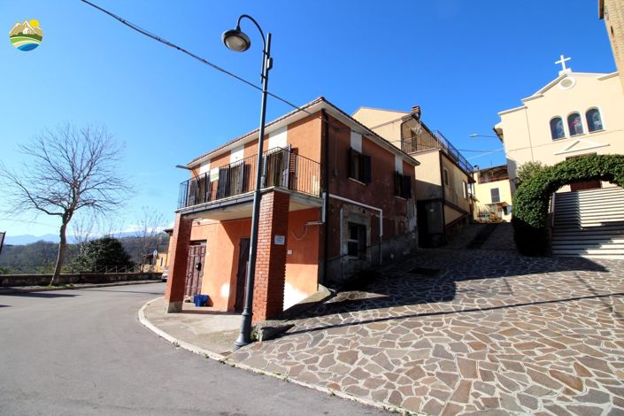 Image No.3-2 Bed Townhouse for sale