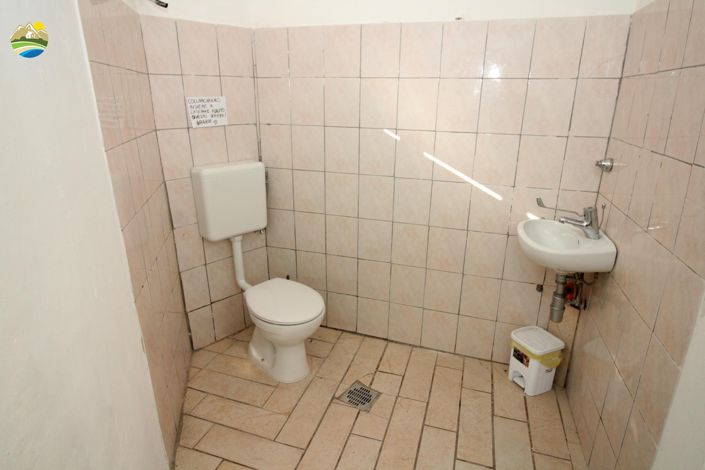 Image No.31-2 Bed Townhouse for sale