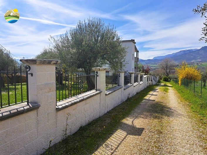 Image No.11-3 Bed Villa for sale