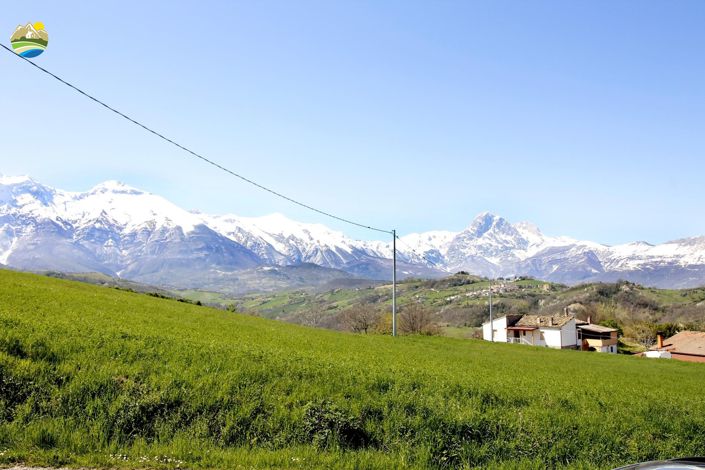 Image No.19-3 Bed Country House for sale