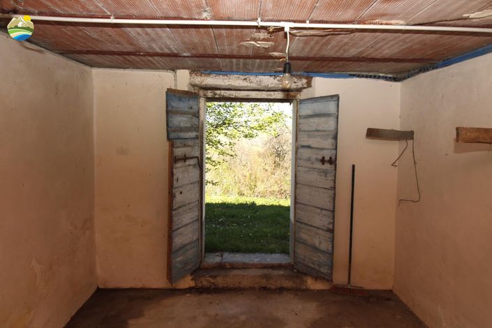 Image No.23-3 Bed Country House for sale