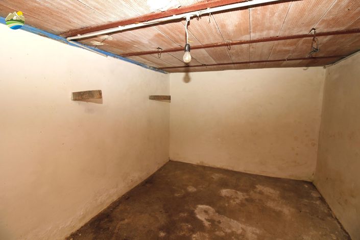 Image No.24-3 Bed Country House for sale