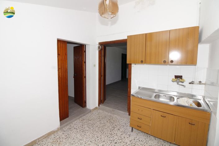 Image No.9-3 Bed Country House for sale