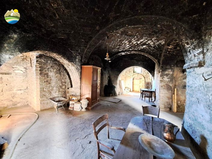 Image No.7-6 Bed Townhouse for sale