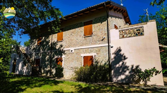 Image No.5-3 Bed Country House for sale