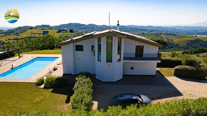 Image No.19-Villa de 4 chambres à vendre à Penne