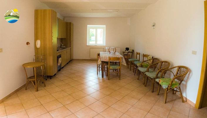 Image No.18-Maison de campagne de 4 chambres à vendre à Cellino Attanasio